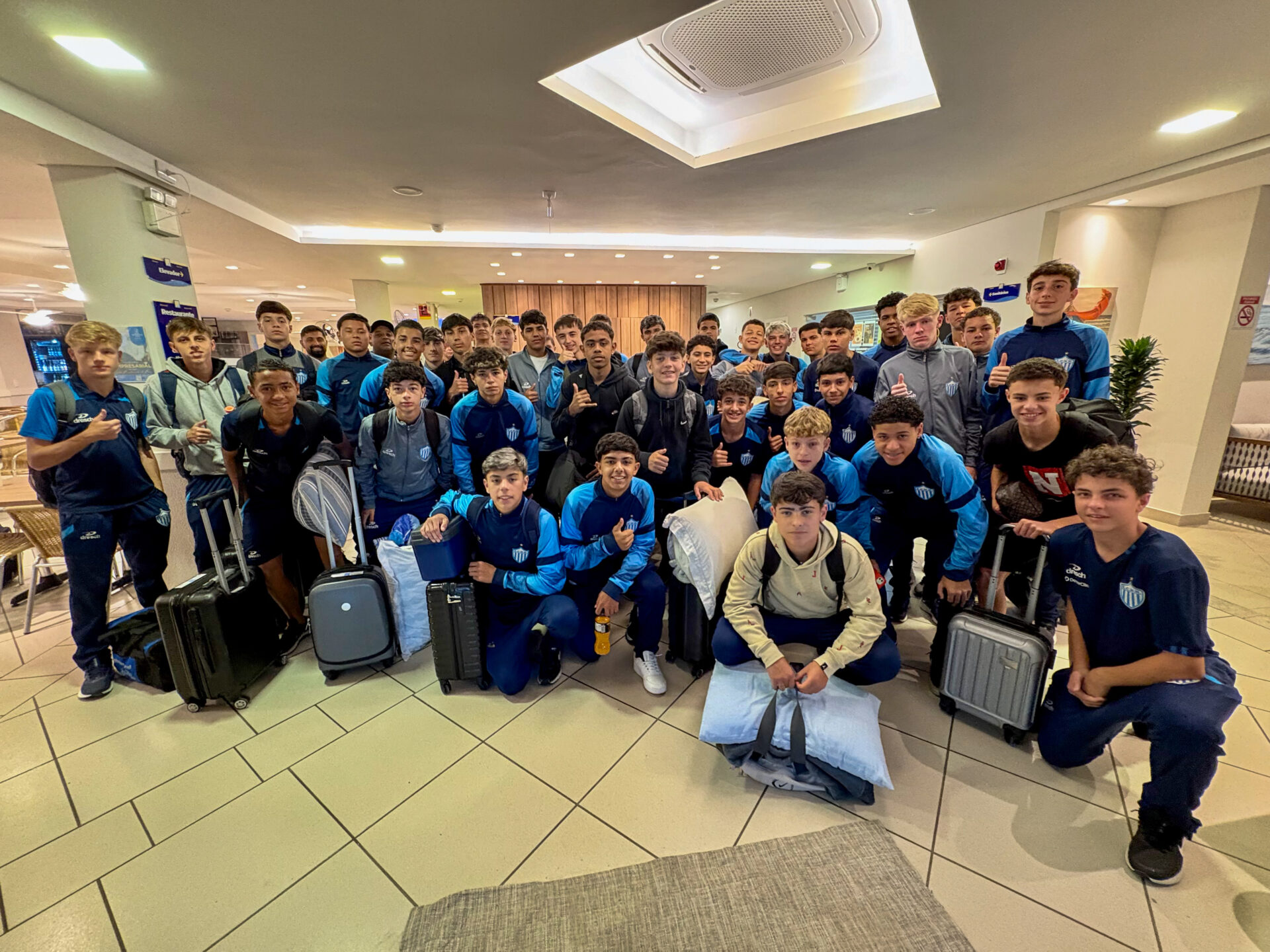 Hotel Bandeirantes recebe atletas do Esporte Clube Novo Hamburgo